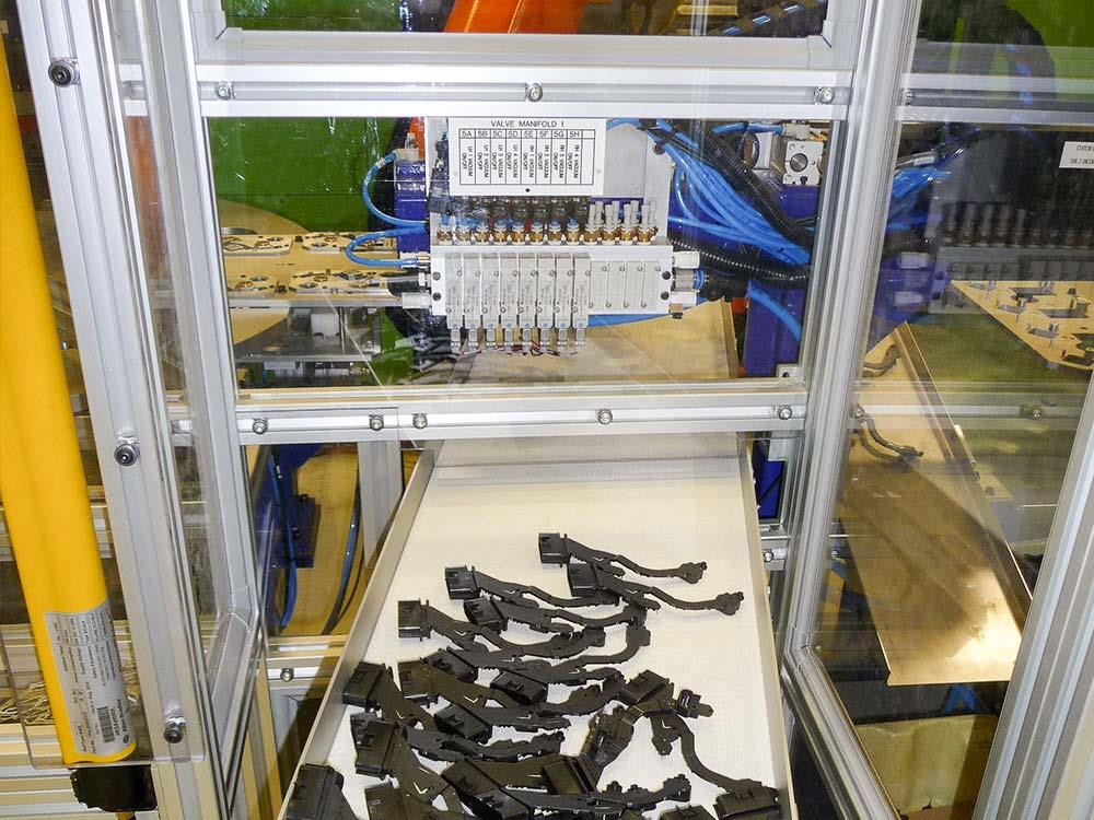 Plastics Composites 6